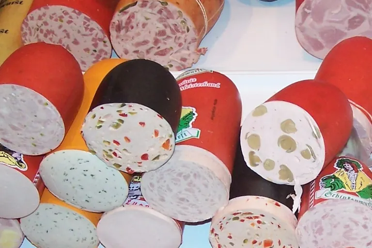 Schnittfestigkeit von Br&uuml;hwurst