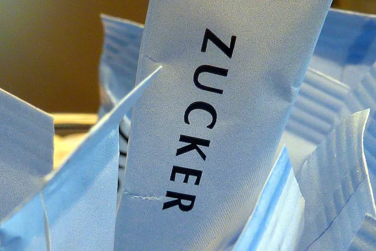 S&uuml;&szlig;e Zutaten f&uuml;r Kochp&ouml;kelwaren