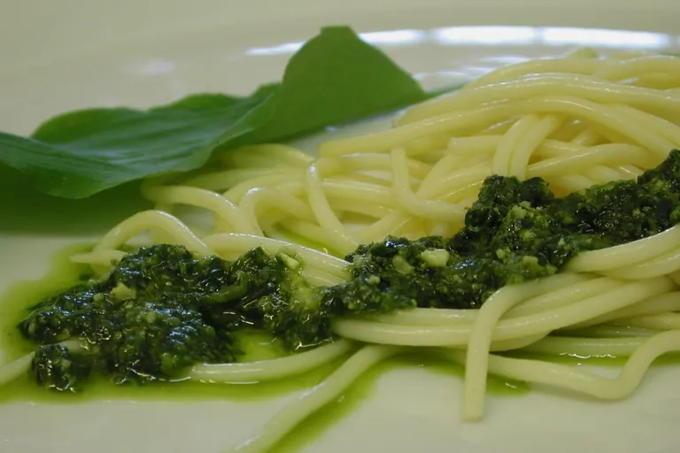 Frisches Pesto selbst gemacht