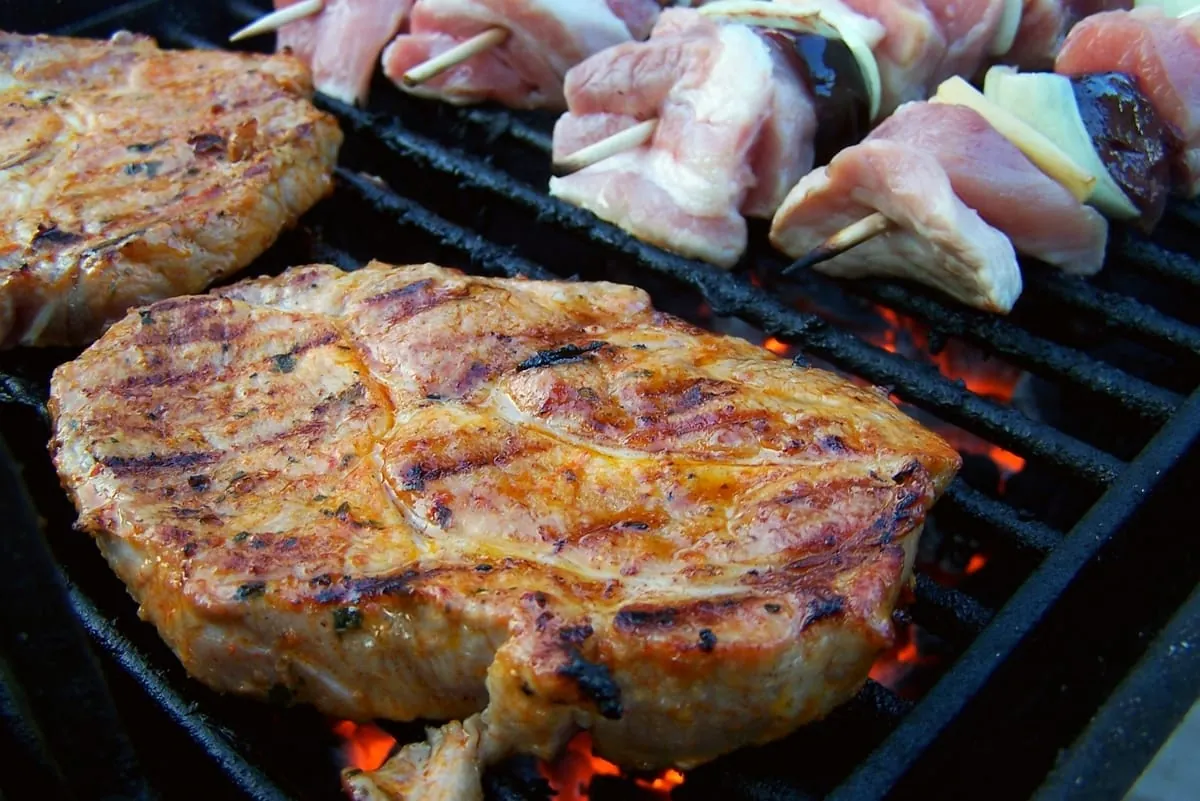 Schweinefleisch auf dem Grill