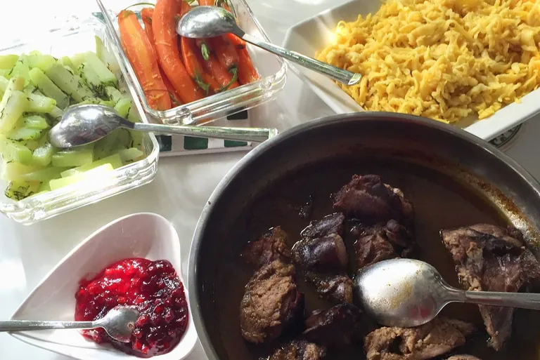 Eiwei&szlig;: Vom Tier oder von der Pflanze?