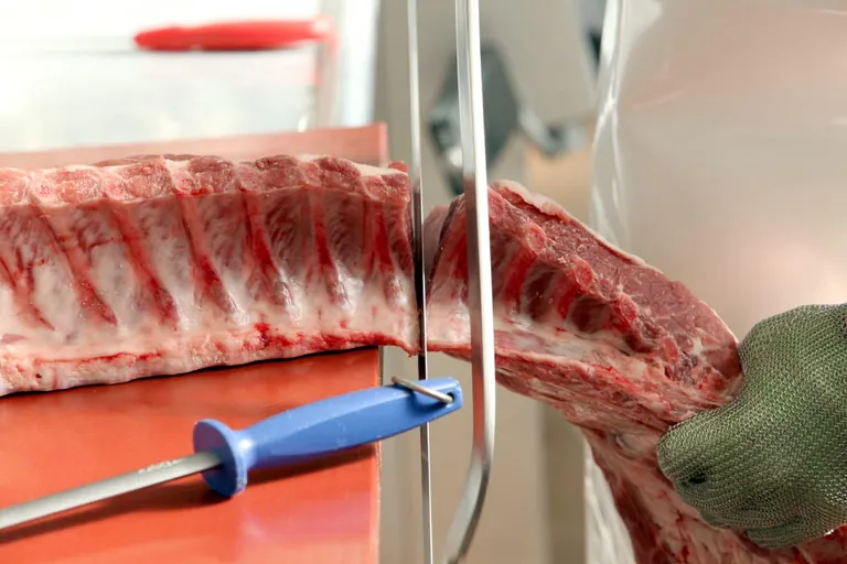 Schweinefleisch: Rohstoffeinkauf im Fleischerhandwerk