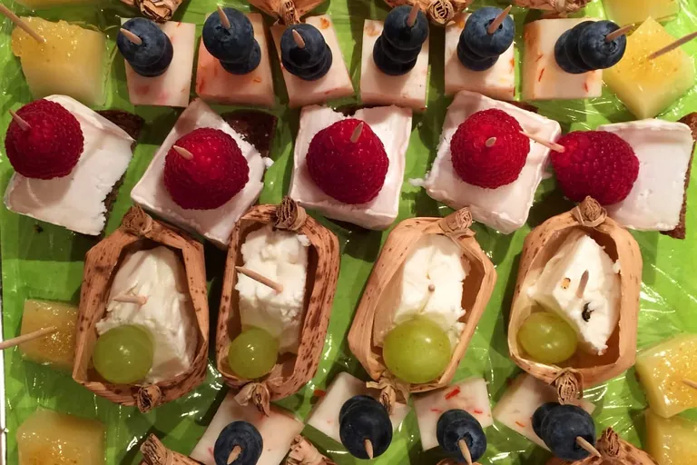 F&uuml;r die Sommerk&uuml;che: S&uuml;&szlig;e Beerenfr&uuml;chte pikant zubereitet