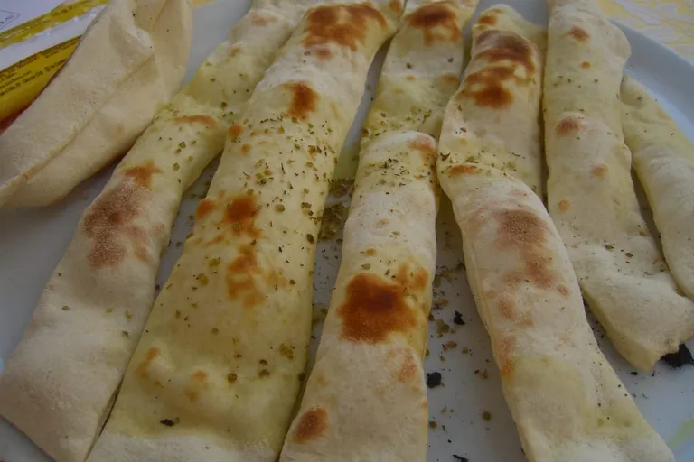 Mediterrane Brote: Duft nach Sonne und Meer