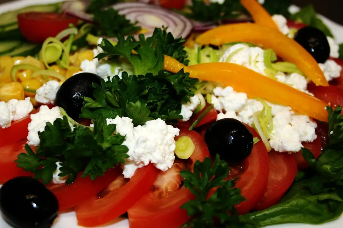 Sommersalate zum Grillen