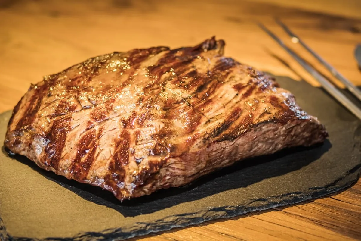 Kundenberatung: So bleibt Fleisch zart