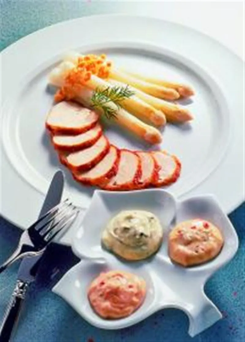 Spargelteller mit Huhn