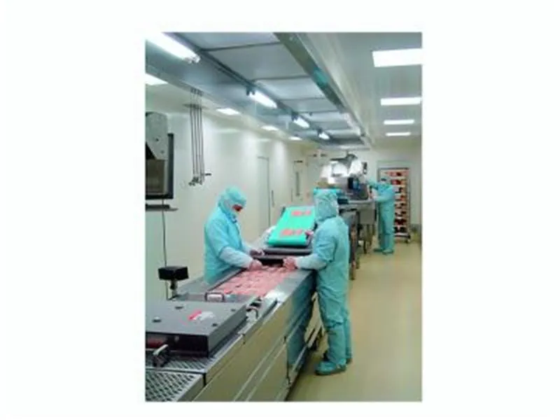 Produktion im Reinraum