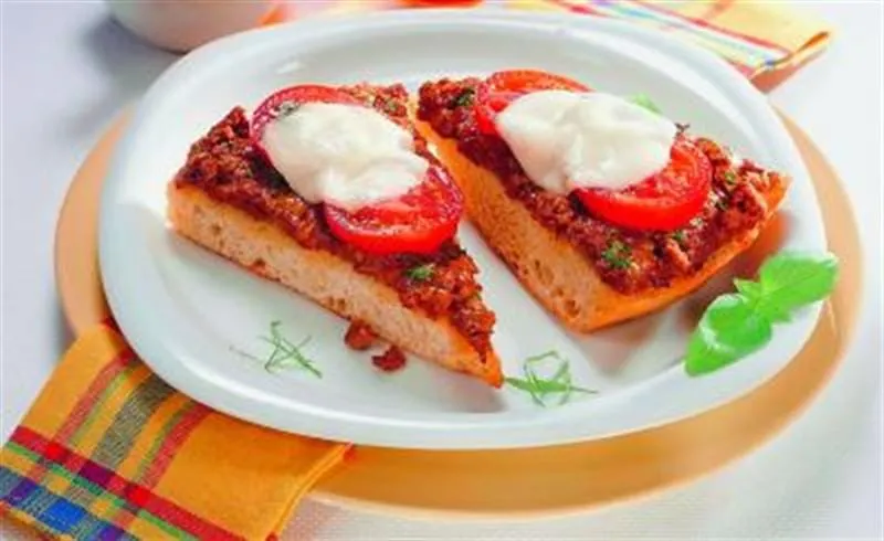 Fladenbrot mit Hackfleischfüllung