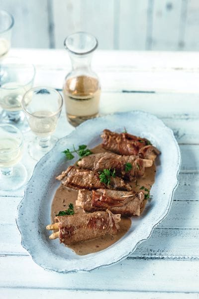 Kalbsröllchen mit Spargelfüllung