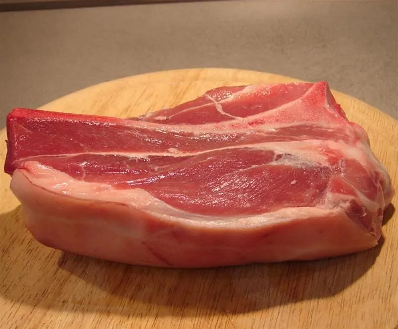 Vakuumverpacken von Frischfleisch