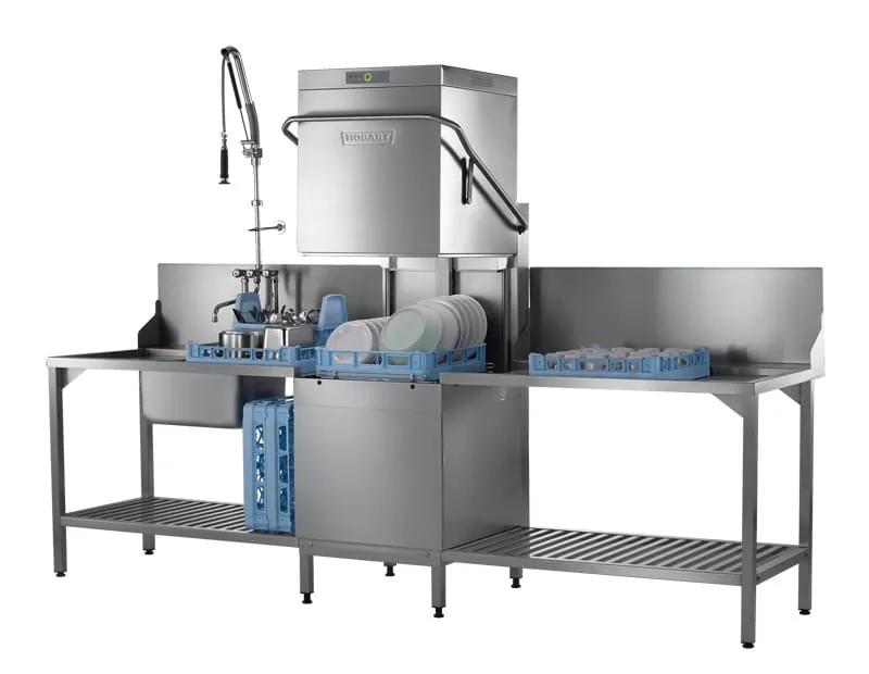 Geschirr und Besteck reinigen