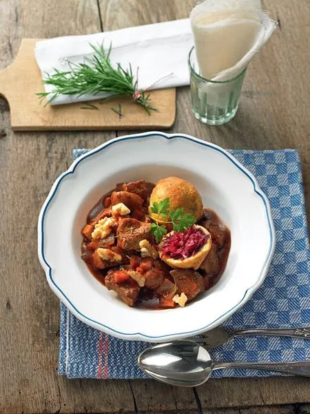 Geschmortes Putengulasch