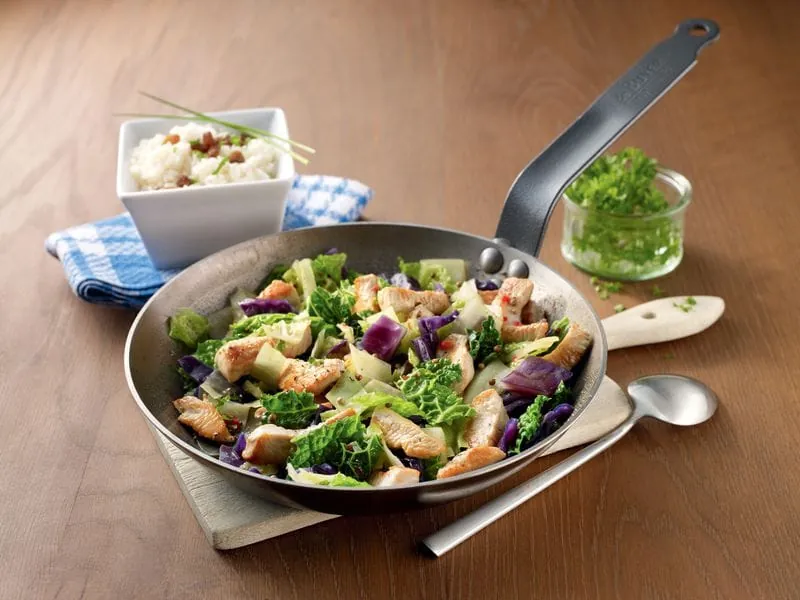 Putenpfanne mit dreierlei Kohl