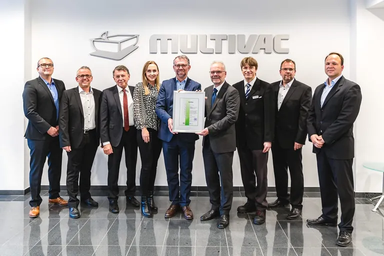 Multivac: &Uuml;bergabe GABEGS-Zertifikat