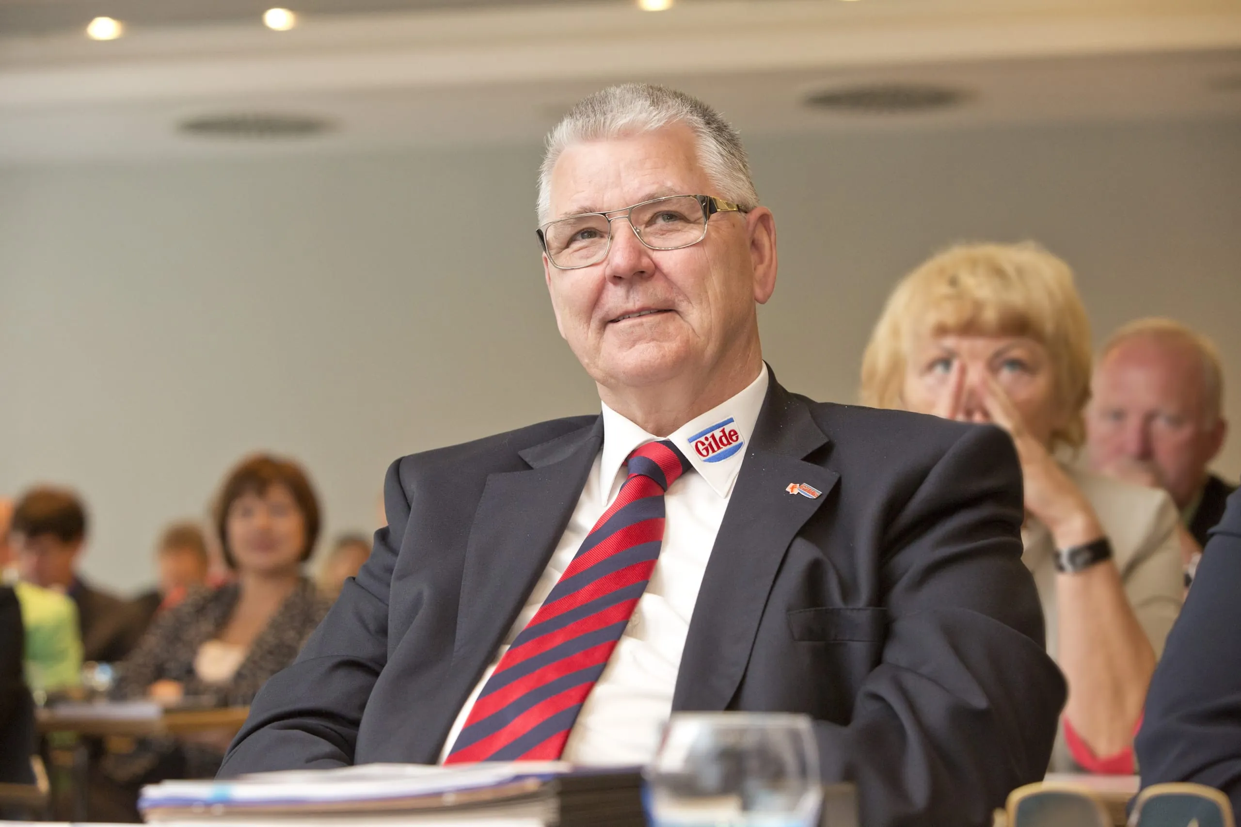 Zentrag: Prokurist Wilfried Müller in den Ruhestand verabschiedet