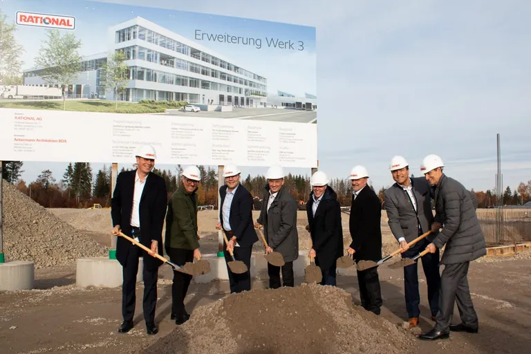 Rational: Spatenstich Ausbau drittes Werk