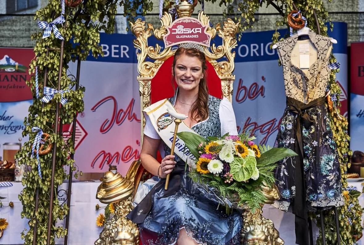 Luisa Schömig ist die 4. Bayerische Weißwurstkönigin