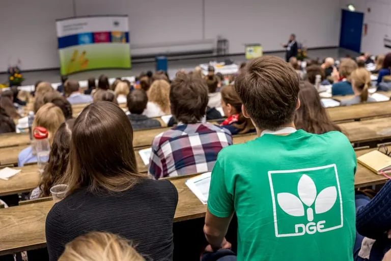 Wissenschaftlicher DGE-Kongress 2021 als Onlineveranstaltung