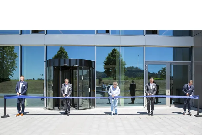 Multivac weiht Trainings- und Anwendungszentrum f&uuml;r Slicing und Auto-matisierung ein