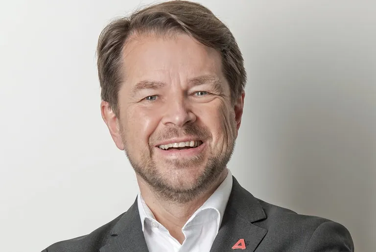 AICHINGER erweitert die Geschäftsführung