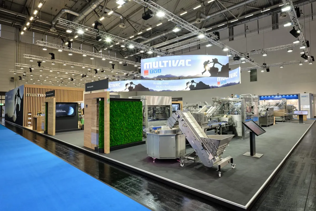 Multivac: Zukünftig CO2-neutrale Messestände
