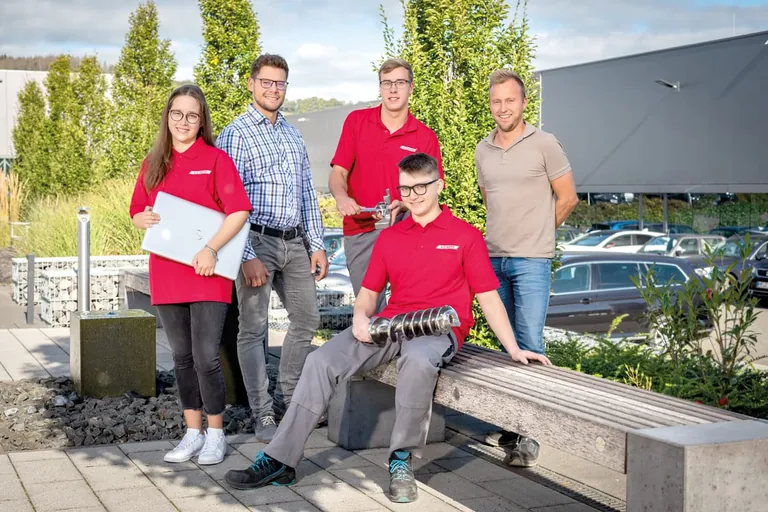 Drei Auszubildende starten bei K+G Wetter ins Berufsleben