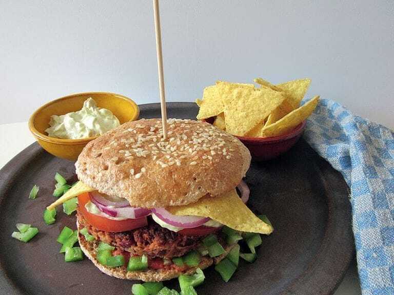Vegetarischer Burger: Kidneyburger &amp;quot;Mexican Style&amp;quot; mit Avocado-Creme ...