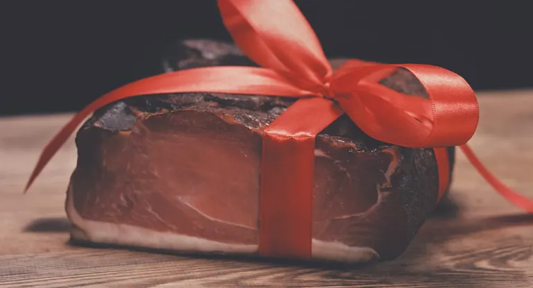 Schwarzw&auml;lder Schinken mit Schleife