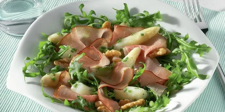Spargelsalat mit Schwarzw&auml;lder Schinken