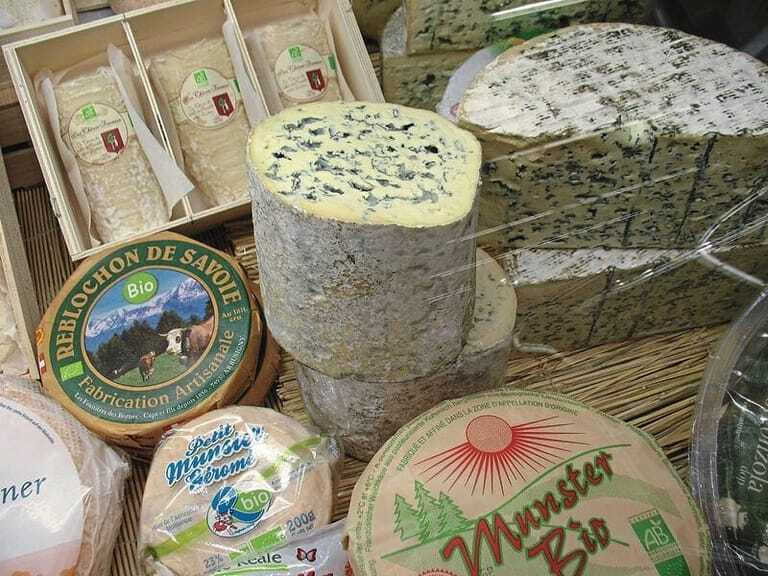 Thekenfrage Welchen Käse dürfen Schwangere essen? Die Fleischerei