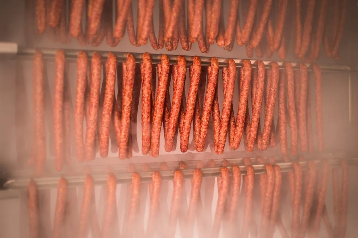 Bio-Lebensmittel nachhaltig räuchern