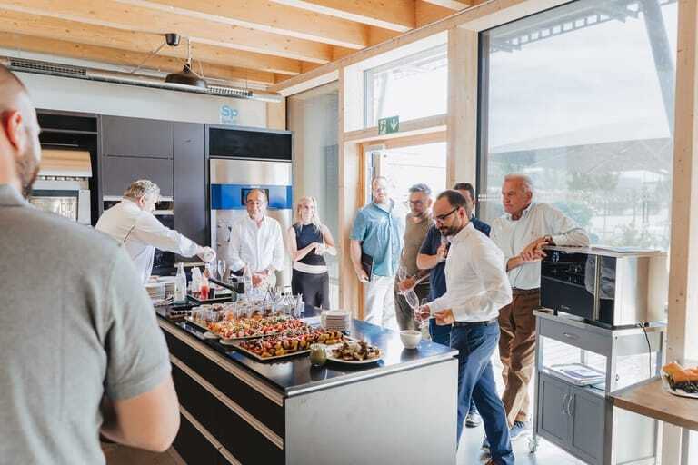 Meilenstein: Irinox er&ouml;ffnet Niederlassung