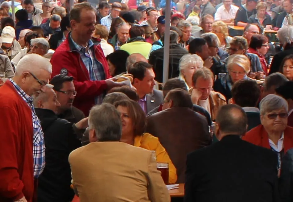 Firmenfeiern – worauf Betriebe achten sollten