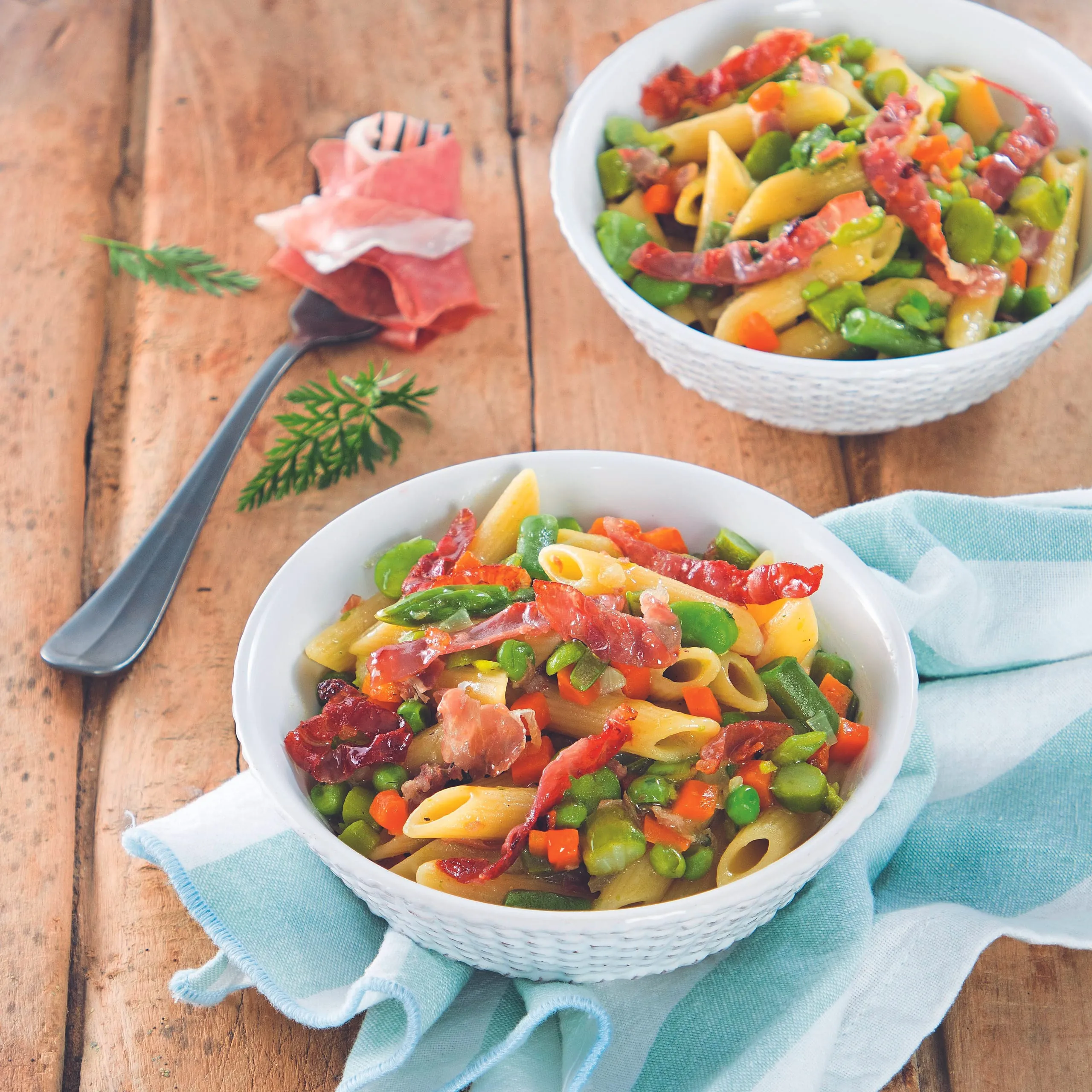 Rezeptidee: Penne mit Spargel und Parmaschinken