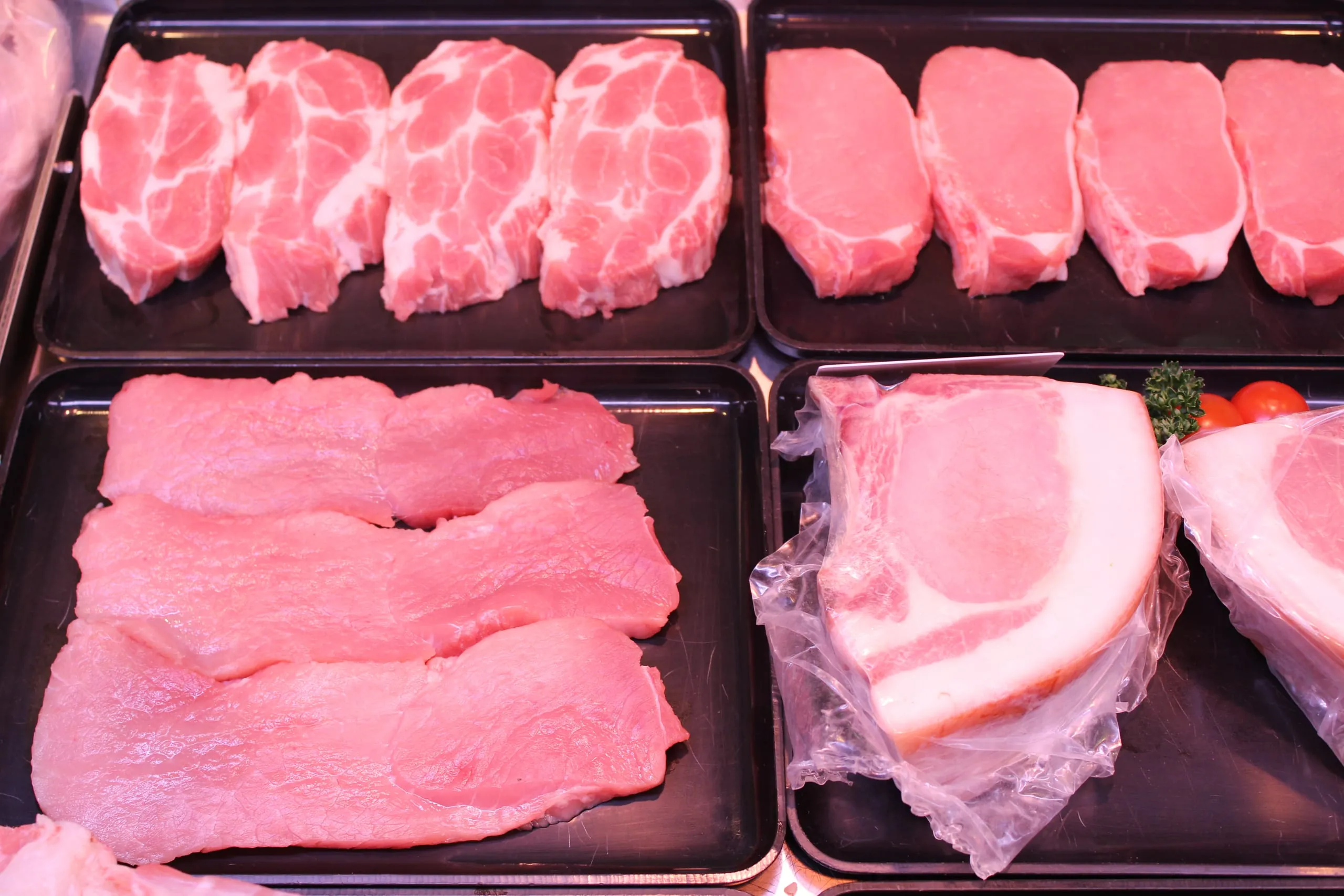 Fast keine Antibiotika in Schwein, Pute und Forelle