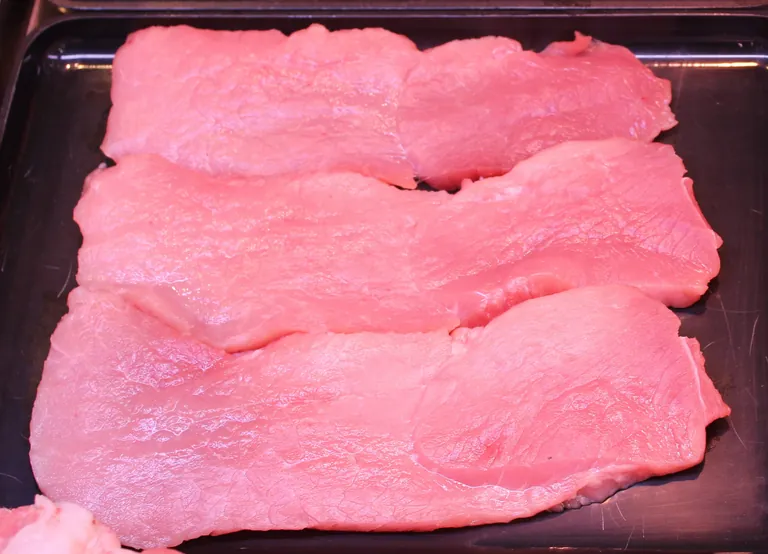 Der Konsum von Fleisch und anderen tierischen Produkten ist in den vergangenen zehn Jahren zur&uuml;ckgegangen.