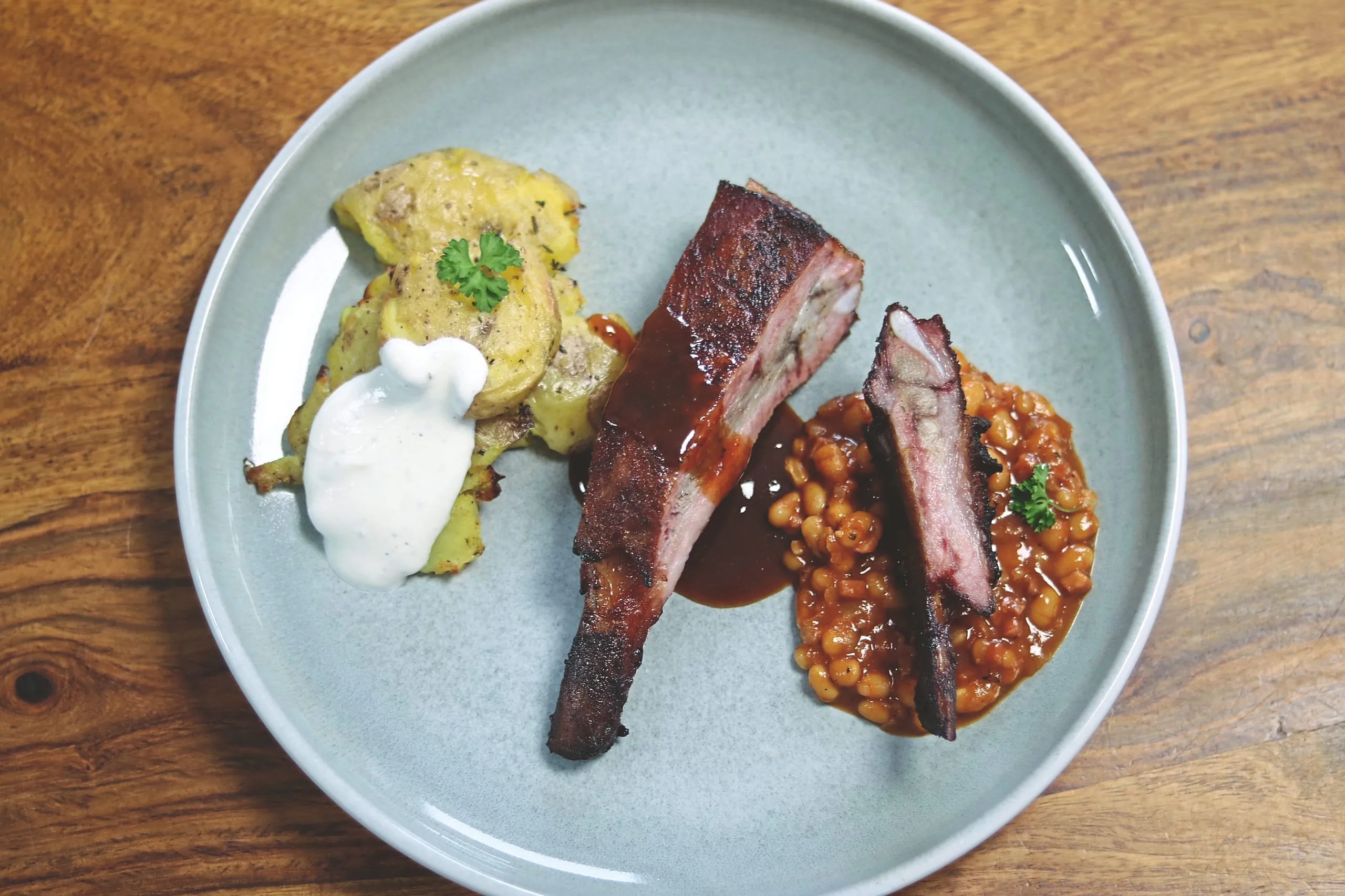 Spareribs mit Smashed Potatoes